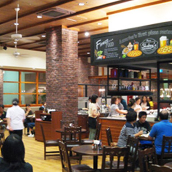 Shakey's プラザハウス店